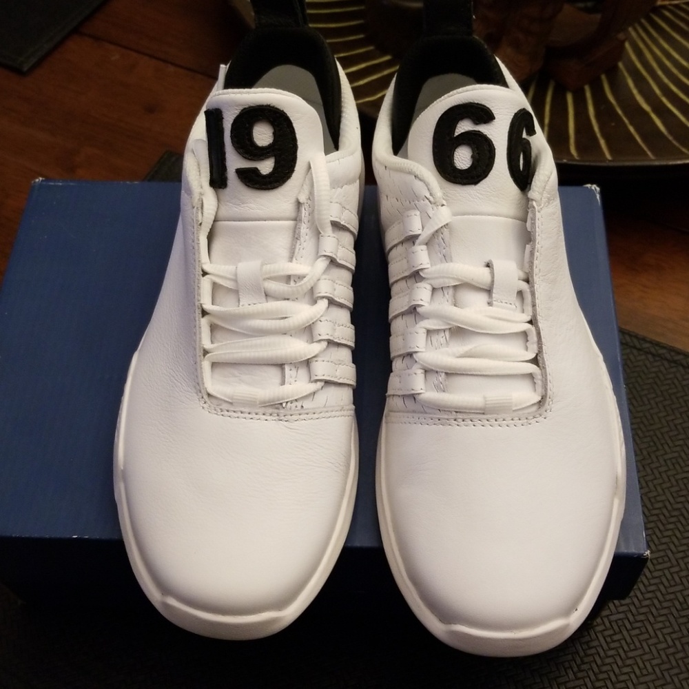 NIB women's K-Swiss shoes